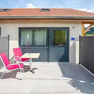 magnifique-appartement-a-talloires.hotels-rhonealpes.com/